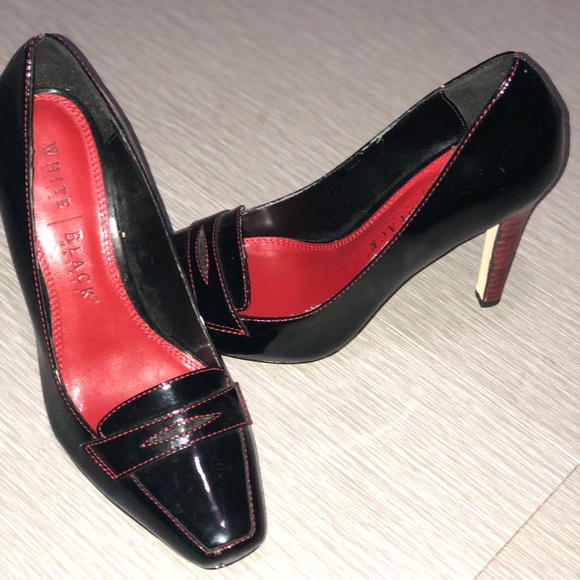 Heels - Picture 2 of 3